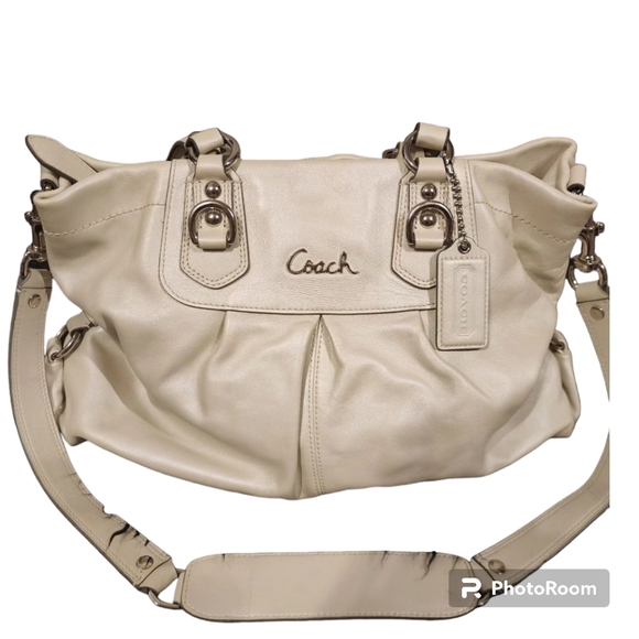 Coach Handbags - COACH SHOULDER/CROSSBODY BAG